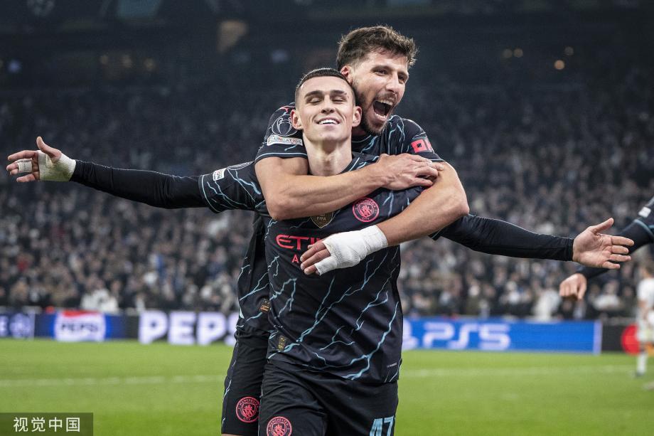 两粒进球各 两粒进球各